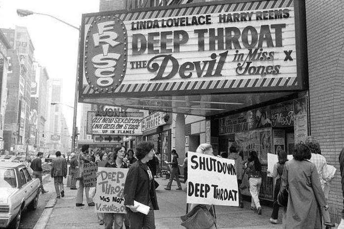Protest at a movie theater showing the porn film Deep Throat, New York, 1972 - From the network, Porn, Mafia, Deep Throat