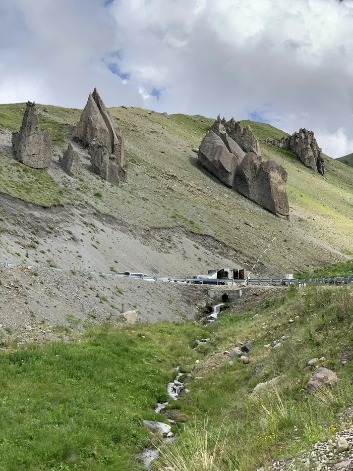 Дорога кисловодск джилы су. Джилы-су кисловодск. Серебряный родник джилы су. Дорога на джилы су. Гисметео джилы су на 10 дней.