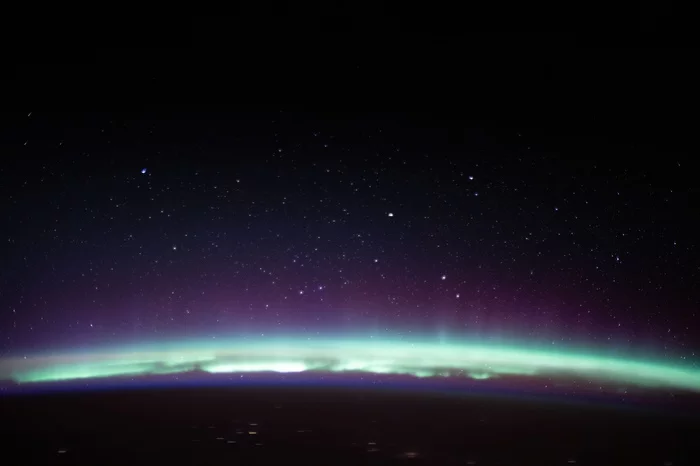 Stars, atmospheric glow and aurora in fresh images of the night side of the Earth from the ISS - Planet Earth, ISS, Space, Polar Lights, Longpost