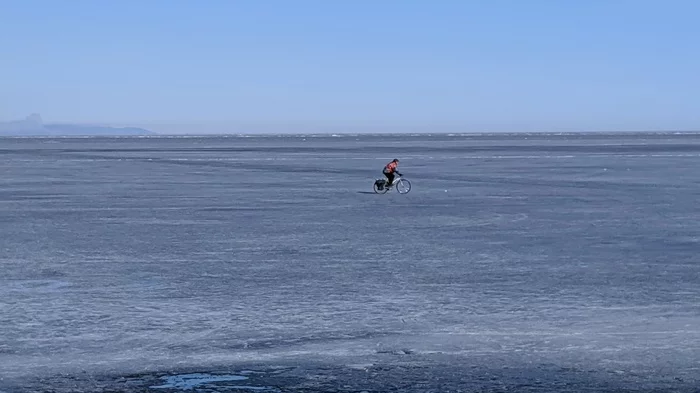 Last days of ice - My, Baikal, Ice, A bike