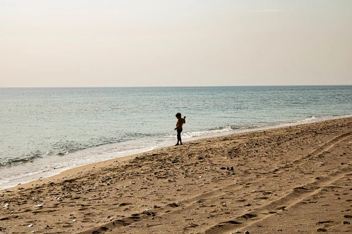 All we can talk about is the sea... - My, Beginning photographer, Black Sea, Spring, Childhood, Children, Beach, Sea