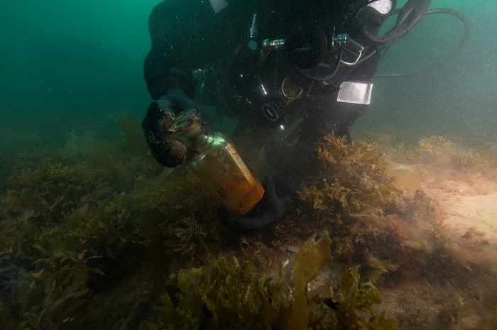  . HMS Erebus  ,  , , , , ,   