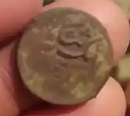 A coin was found, please help identify it. Numismatists, treasure hunters and just amateurs - My, Rare coins, Coin, Ancient coins, Old man