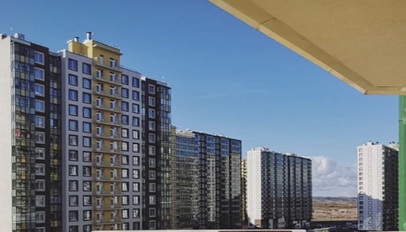 Ребят, помогите найти адрес этих домов, находятся в Питере