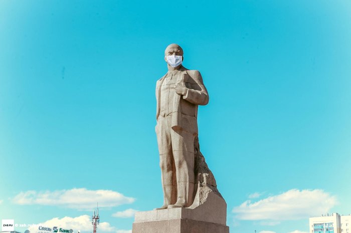 Chita monuments protected from coronavirus - My, Monument, Mask, Chita, Coronavirus, Longpost, news