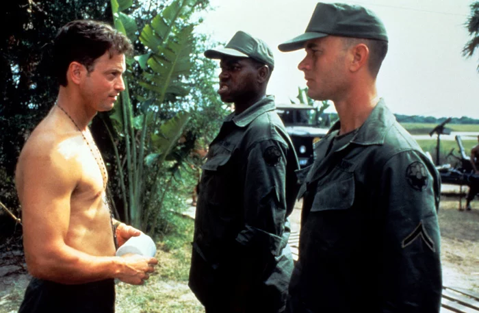“Noise and Brightness”: How “Forrest Gump” Turned into an Absolute Classic in 25 Years - Forrest Gump, Esquire, Tom Hanks, Robert Zemeckis, Movies, Longpost