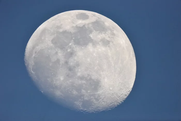 Trump signs executive order on commercial mining of resources on the Moon - My, moon, Donald Trump, NASA, The White house, Space, news, Politics