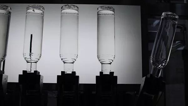 Physicists have learned how to pour liquid out of a bottle as quickly as possible - Physics, The science, Interesting, India, Nauchpop, news, Bottle, Scientists, Longpost