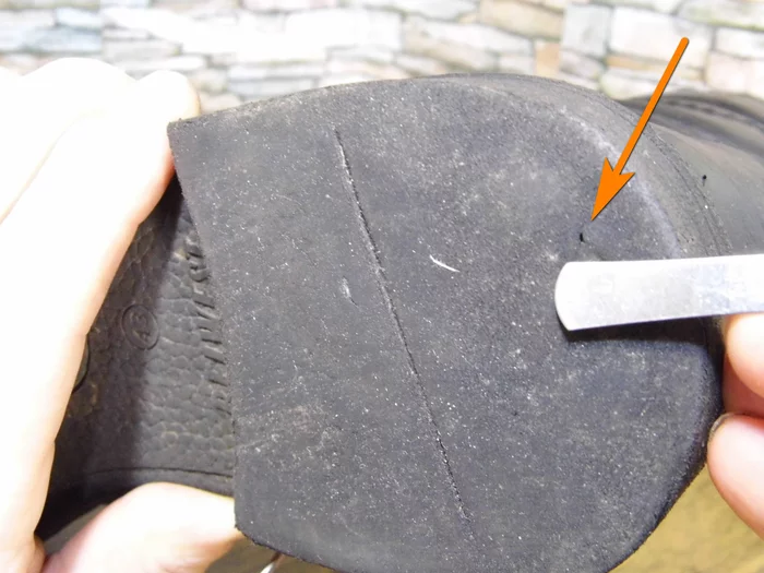 What do these holes in heels mean? - My, Shoe repair, Heels, Mat, Longpost