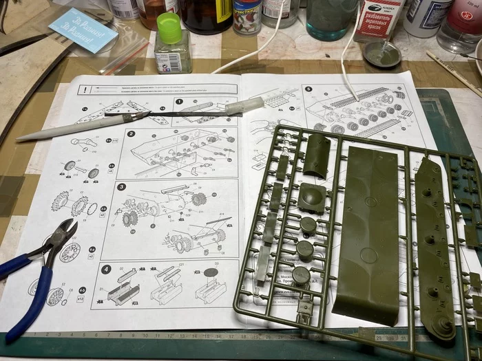 KV-2 in scale 1:35 - Part 1 - My, Kv-2, Scale 1:35, Process, Tanks, Painting, Assembly, Modeling, Longpost, Zvezda