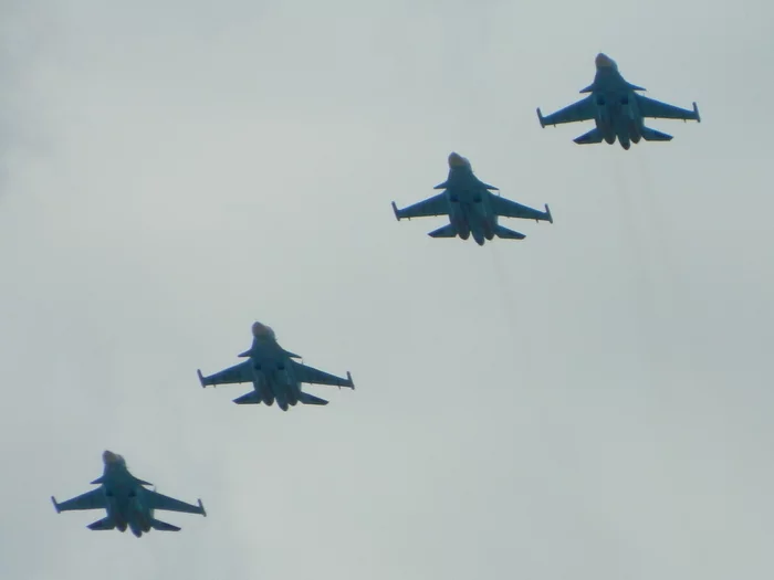 There will be a parade! - My, Su-34, Town, Longpost