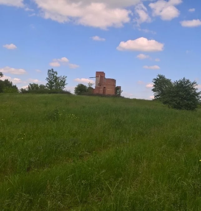 Castle on the hill - My, Longpost, Abandoned, Travels, Nature, Adventures, Unfinished