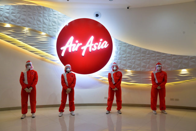 AirAsia presented a new uniform for flight attendants - Coronavirus, , Airline, Airasia, A uniform, Flight attendant, Stewardess, Flight