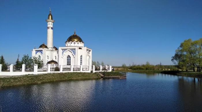 Pros of geocaching - My, Geocaching, Mosque, beauty