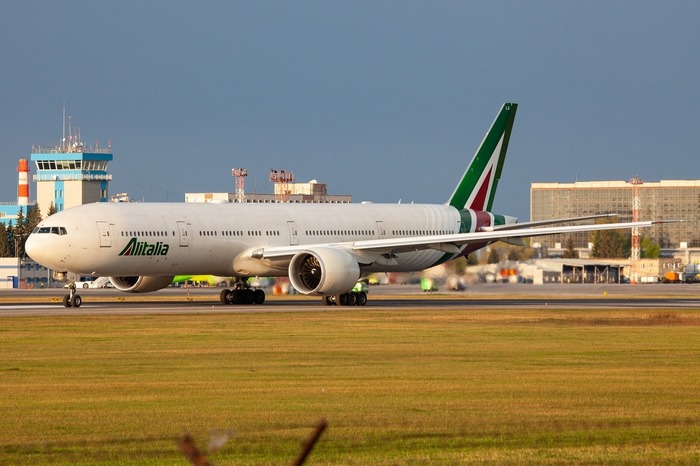       - Boeing 773 , , Alitalia, , 