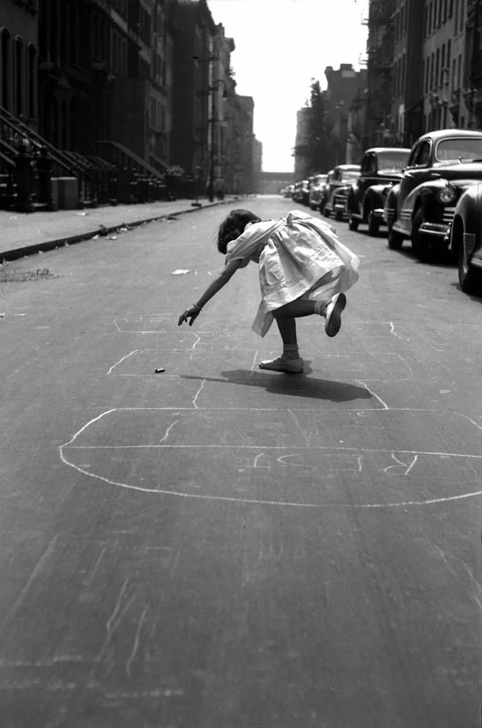 1953 - USA, New York, Girl, Classics, Kids games, Children