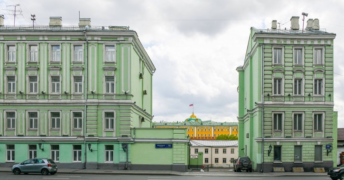 Моховая 8