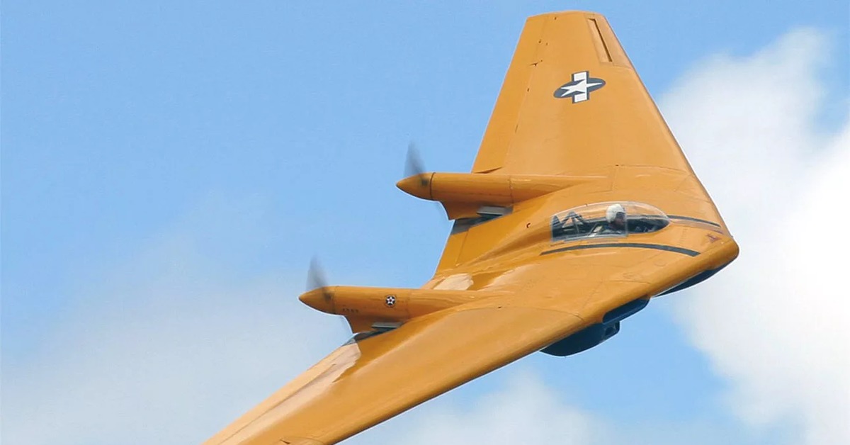 Летающего крыла. Northrop n-9m. Самолет Нортроп летающее крыло. Самолет Northrop n-1m. Самолёт Нортроп n-1.