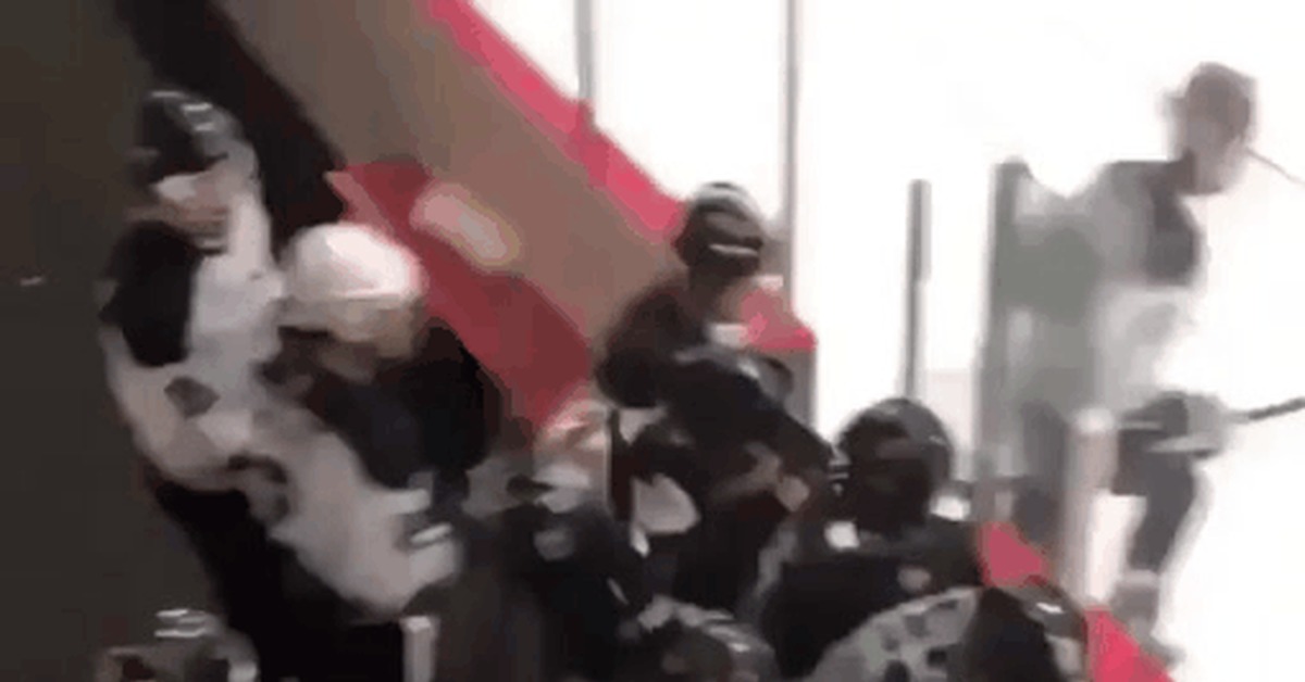 When you clicked skip tutorial in a video game - Sport, Hockey, Skates, Fail, GIF