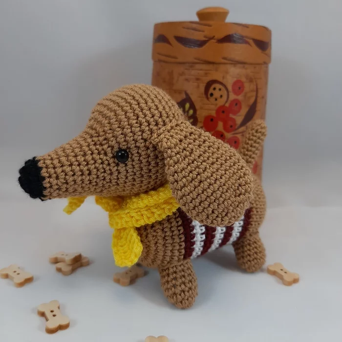 Taxi Archie - My, Needlework without process, Handmade, Amigurumi, Dachshund, Crochet, Knitted toys