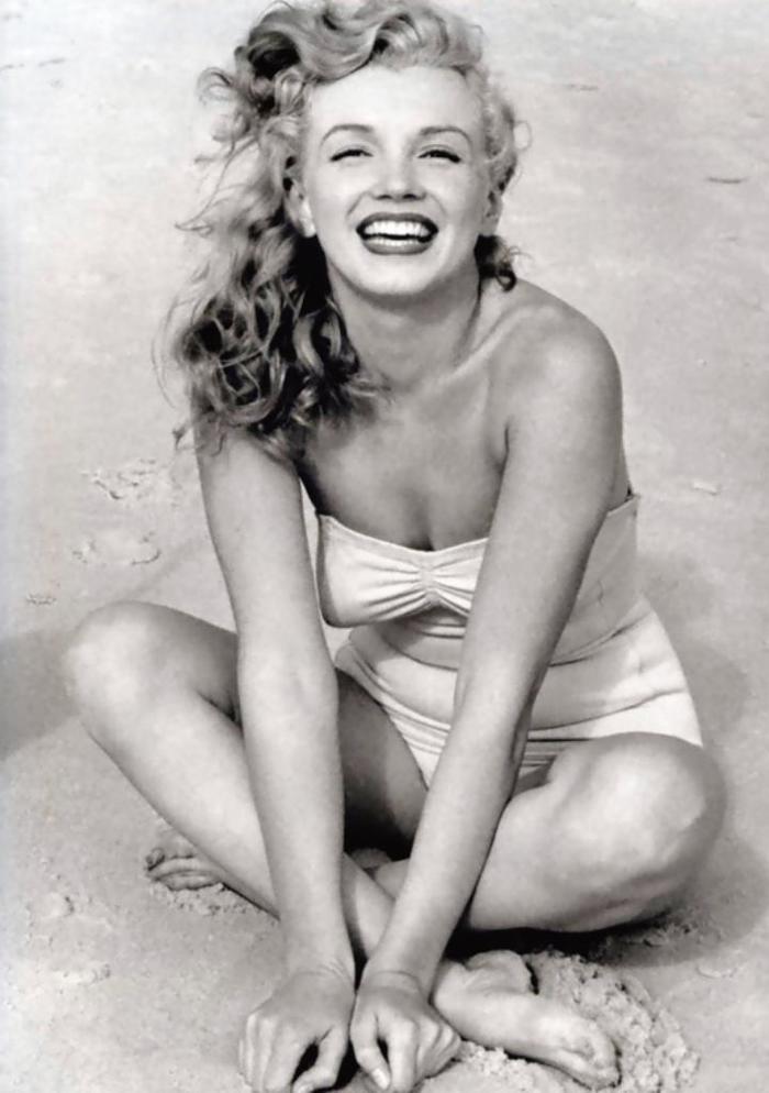 20 редких фото Мэрилин Монро: какие трагедии актриса скрывала за лучезарной улыбкой
