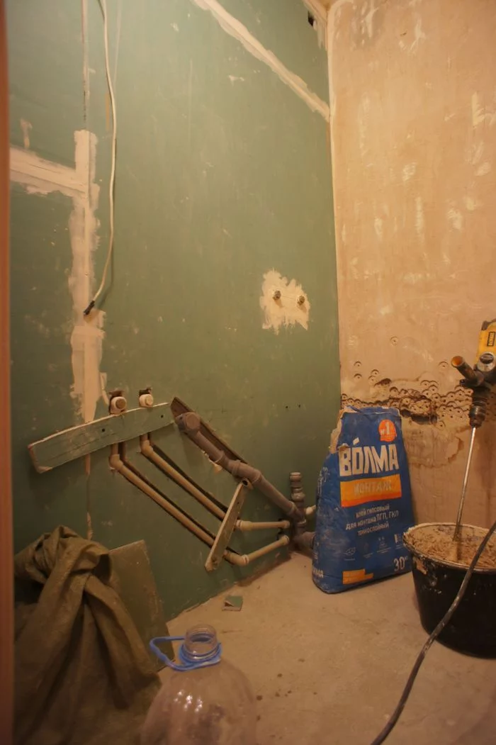 Bathroom renovation, super-economy option (crisis, post-Covid) - My, Bathroom renovation, Krasnoyarsk, Courage and not dementia, Longpost