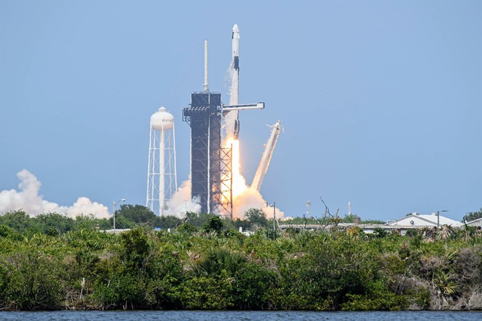          SpaceX SpaceX, Dragon 2, , , , 