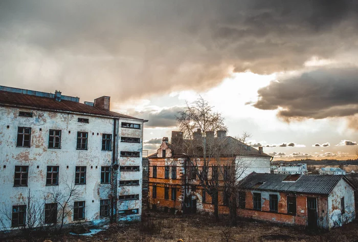 Abandoned military hospital - My, Abandoned, Карелия, Travels, Leningrad region, Military Hospital, Abandoned cities, Video, Longpost