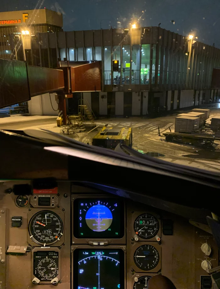 Post #7520774 - Cabin, Airplane, Pilot, Boeing 767, Moscow, The airport, Sheremetyevo