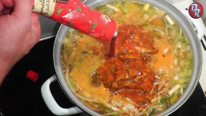 Постный борщ с килькой Еда, Борщ, Рецепт, Вкусно, Суп, Кулинария, Кухня, Рыба, Длиннопост