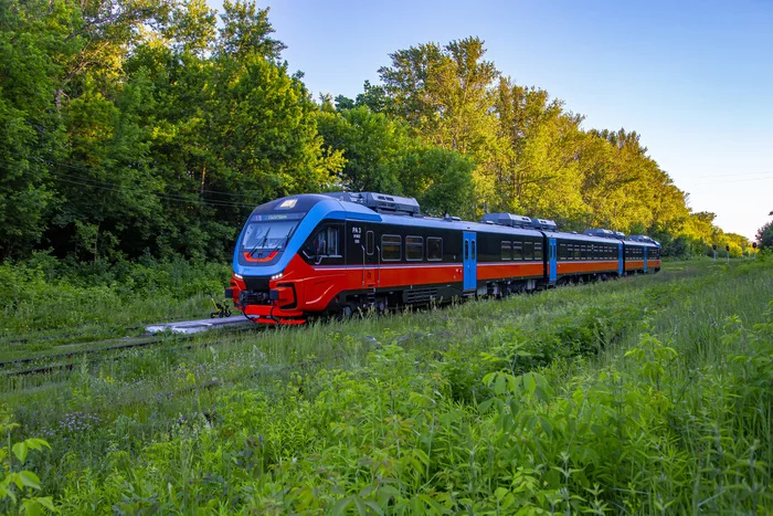 Railway photography on RA-3 - My, Railway, Rail bus, Locomotive, A train, Transmashholding, Metrovagonmash, Longpost, The photo