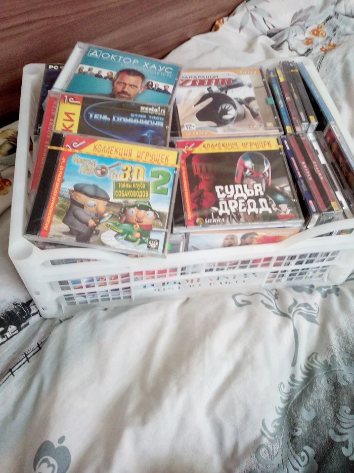 Collection for a good holiday) - My, Discs, Computer games, Freebie, Presents, Neighbours, Nostalgia, Longpost