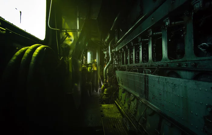 Alien ship or inside the diesel locomotive 2TE116 - My, Canon, Samyang, Russian Railways, A train, Diesel