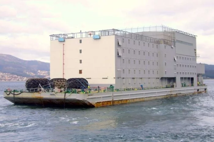 Floating Prisons - Prison, Water, Ship, Barge, Interesting, Prisoners, Longpost