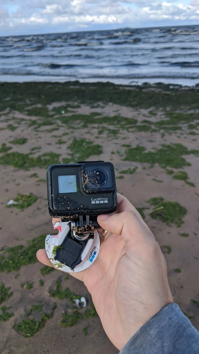 На берегу Финского Залива нашел Go Pro. Чей туфля? - GoPRO, Финский залив, Сестрорецкий курорт, Сестрорецк, Кайтсерфинг, Кайт, Потеряшка, Потеря