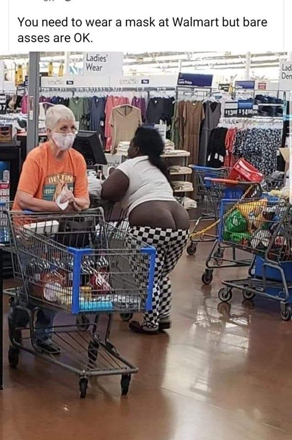 In the United States, an orangutan entered the store - NSFW, USA, Black people, Score, Walmart