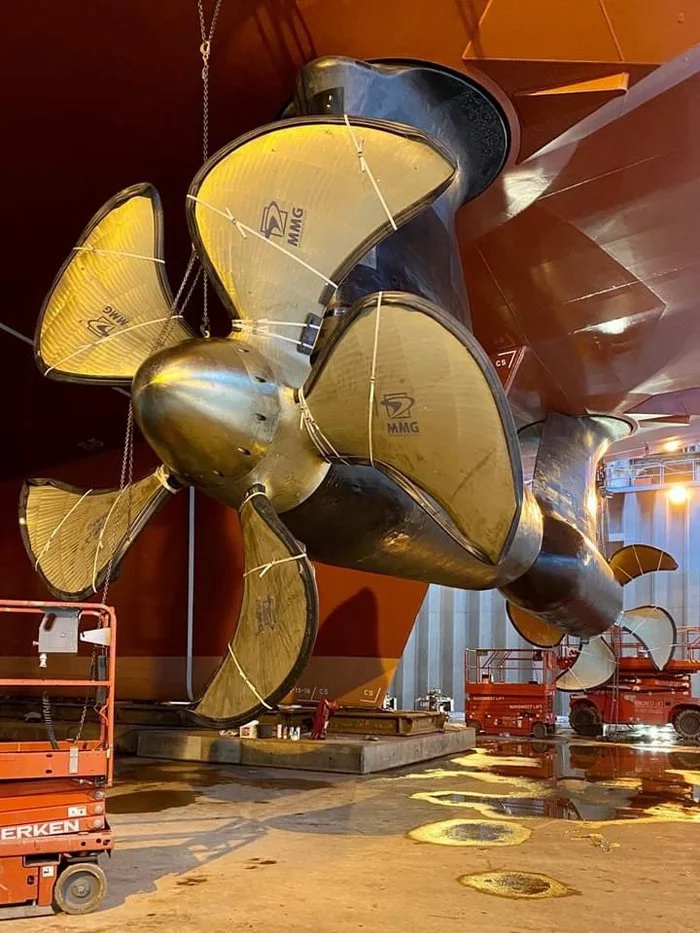 Cruise ship propeller - Propeller, Vessel, Cruise liners, Germany