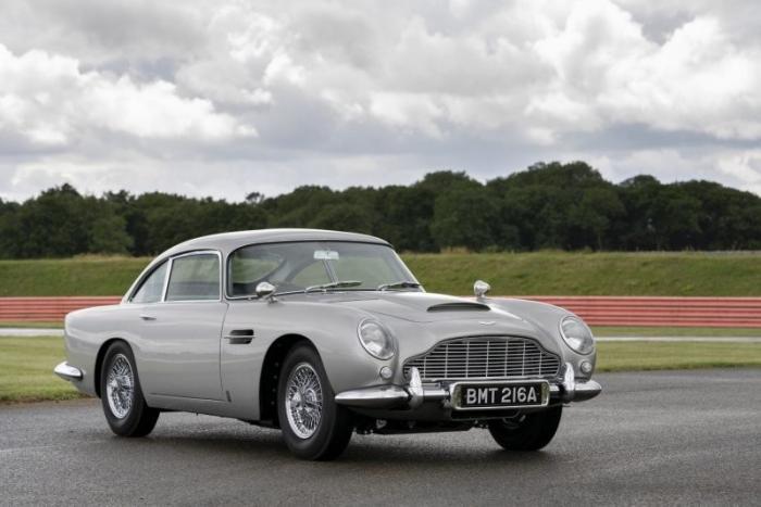 Aston Martin has released a spy version of the DB5 - Aston martin, Retro, Retro car, James Bond, Motorists, Replica, Longpost