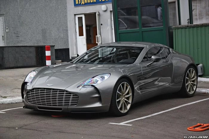 2009 Aston Martin One 77 - the most expensive car in Ukraine? - My, Auto, Motorists, Supercar, Sports car, Aston Martin One 77, Aston martin, Longpost