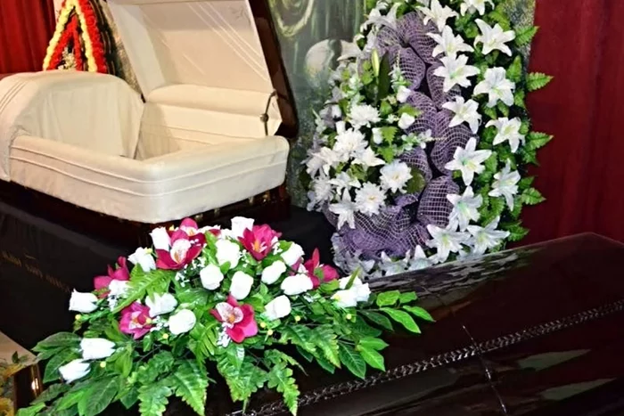 In Moscow, for the first time, diplomas were awarded to graduates of the “Funeral Organizer” course. - Moscow, Education, Diploma, Funeral, Funeral services, Cemetery, Eeyore regnum, Society