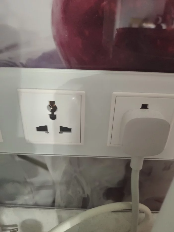 Reply to the post “Types of power outlets in Europe” - My, Europe, Power socket, Cards, Reply to post, Versatility