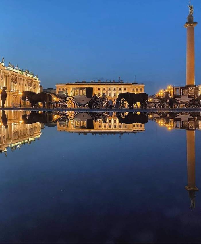 Palace Square - The photo, Reflection, Water, Palace Square, Alexander Column, Empire, Saint Petersburg