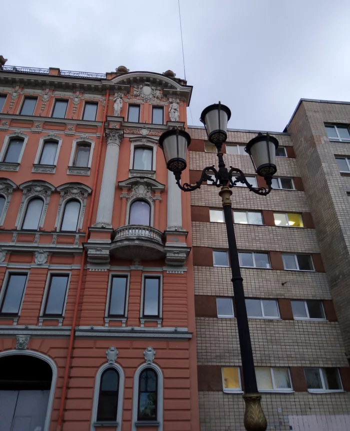 Contrast in St. Petersburg - My, Saint Petersburg, Town, Contrast, Architecture, Baroque, Modernism, Longpost