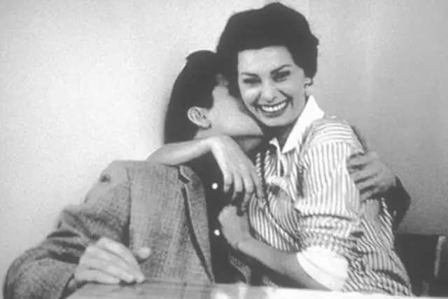 King and Diva: a chance meeting of two stars - Actors and actresses, Elvis Presley, Sophia Loren, Meeting, Old photo, Longpost