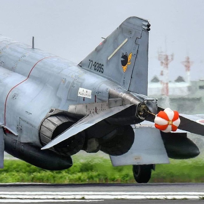 Тормозной парашютик