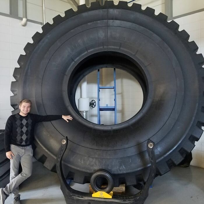 Самая большая и самая маленькая шины Michelin