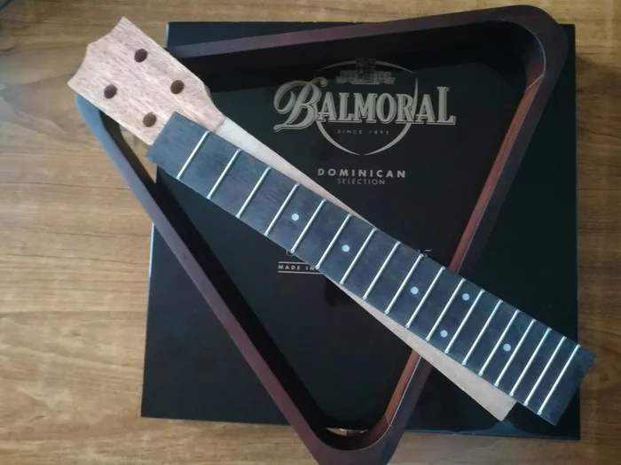 Electro-acoustic balalaika from a billiard triangle - My, Needlework with process, Balalaika, Billiards, With your own hands, Musical instruments, Video, Longpost