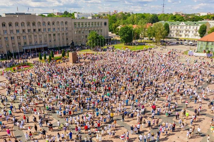 В Беларуси с призывом Остановитесь передислоцируют дисантников - Политика, Республика Беларусь, Выборы, Видео, Длиннопост