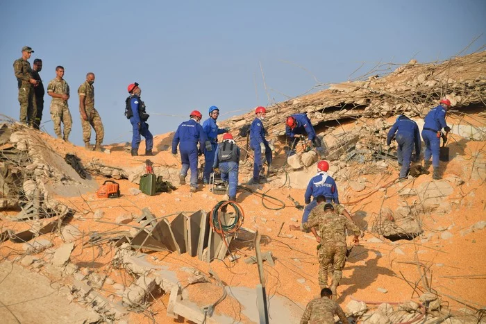 Последствия взрыва в Бейруте глазами российских спасателей Спасатели, МЧС, Ливан, Бейрут, Длиннопост