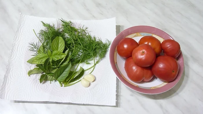 Tomatoes with cottage cheese and garlic. Very simple and elegant - My, Video recipe, Filling, Cottage cheese, Tomatoes, Video, Longpost